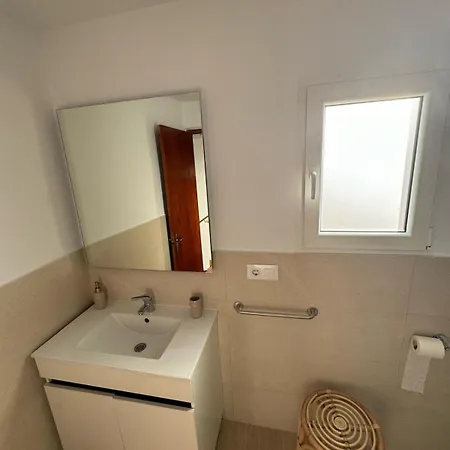 Casa Dina-villa Con Piscina Privada Y Wifi Gratis Меркадаль